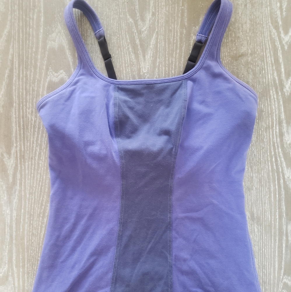 Lululemon Tank with Built in Bra Size 4